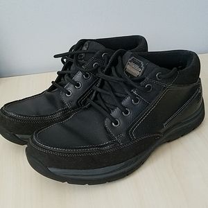 SKECHERS for men, like new! relaxed fit